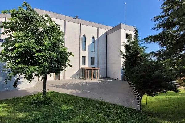 İstanbul Büyukşehir Belediyesi Ebu Bekir Kültür Merkezi - Resim 2