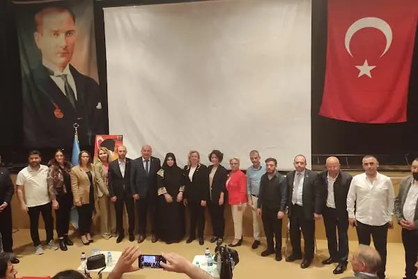 İstanbul Büyukşehir Belediyesi Ebu Bekir Kültür Merkezi - Resim 3