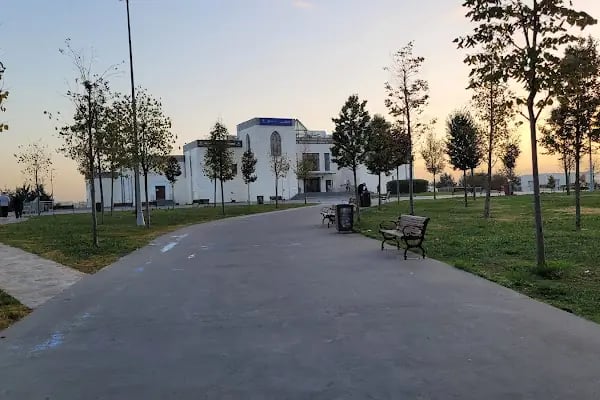 İstanbul Büyukşehir Belediyesi Ebu Bekir Kültür Merkezi - Resim 13