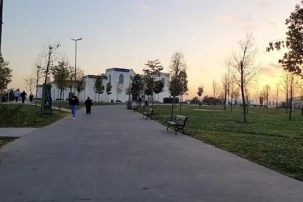 İstanbul Büyukşehir Belediyesi Ebu Bekir Kültür Merkezi - Resim 17