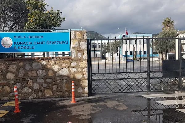 Konacık Cahit Özvezneci İlköğretim Okulu - Resim 1