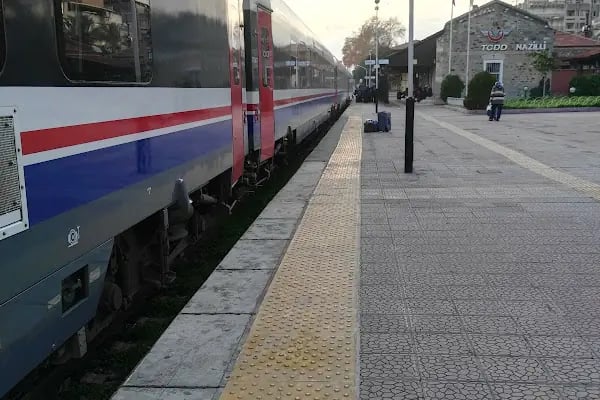 Nazilli Tren İstasyonu - Resim 6