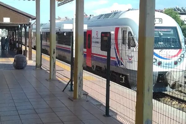 Nazilli Tren İstasyonu - Resim 18