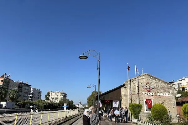Nazilli Tren İstasyonu - Resim 2