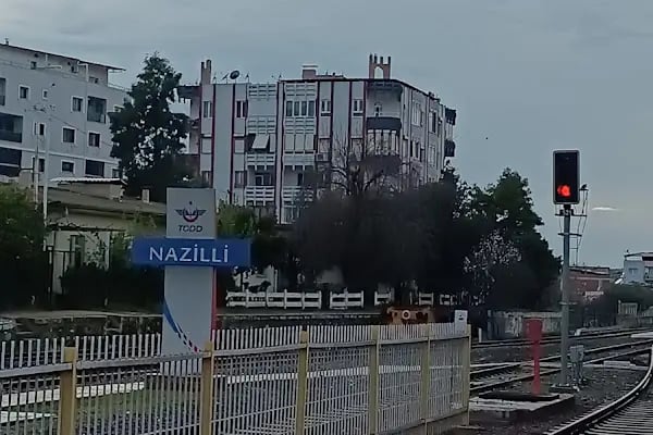 Nazilli Tren İstasyonu - Resim 13