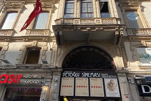İBB Beyoğlu Sineması - Resim 2