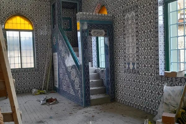 Avni Naili Limboz Camii - Resim 15