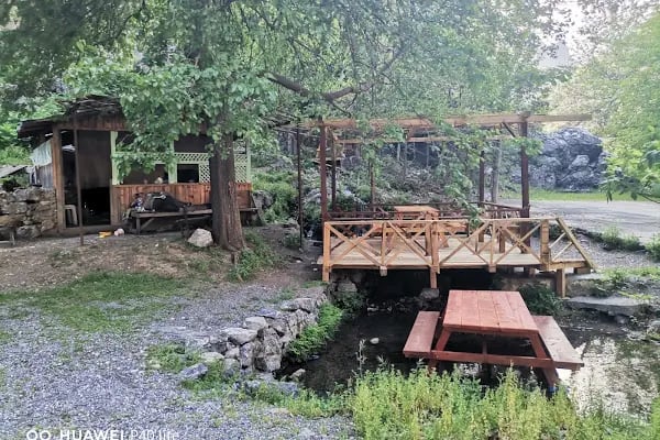 Küp şelalesi Çınaraltı Restoranı - Resim 4