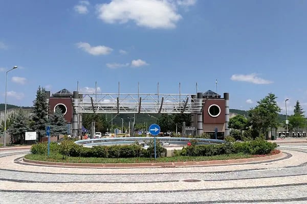 Kocaeli Üniversitesi - Resim 14