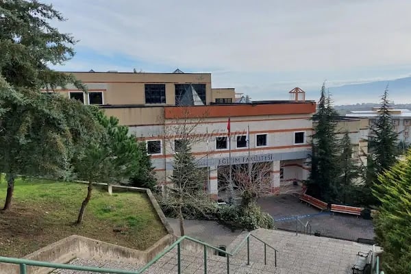 Kocaeli Üniversitesi - Resim 17