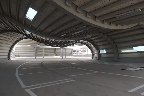 Osmangazi Belediyesi Çarşamba Pazarpark Oto Parkı - Resim 3