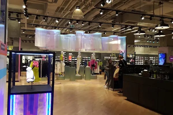 Nike Store - İzmir İstinye Park AVM - Resim 6