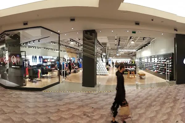 Nike Store - İzmir İstinye Park AVM - Resim 2