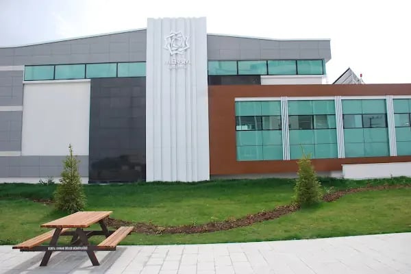 Konya Meram Tahir Büyükkörükçü Anadolu İmam Hatip Lisesi - Resim 9