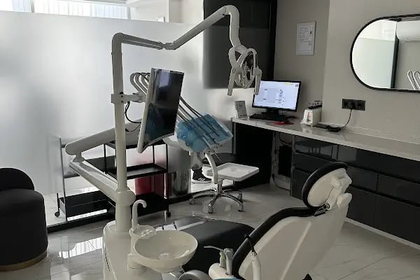 Dentomed Şana Ağız ve Diş Sağlığı Polikliniği - Resim 12