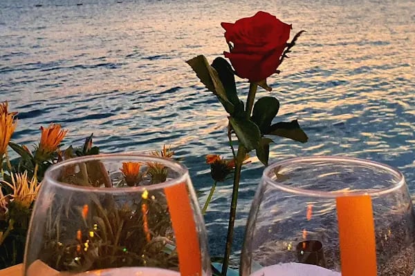 Köşem Cafe & Restaurant & Bar - Resim 3