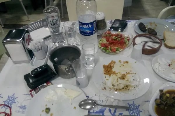 Tenekeli Restoran - Resim 3