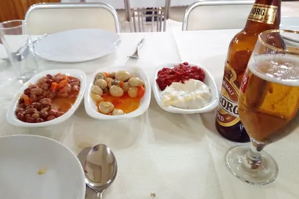 Tenekeli Restoran - Resim 2