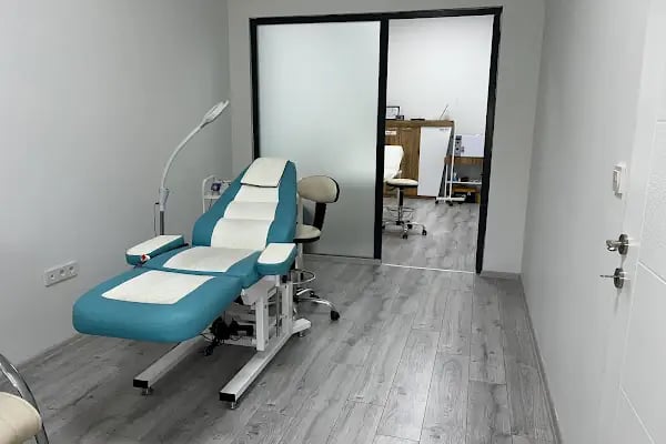Op.Dr.Orhan BİNİCİER ESTETİK ve PLASTİK CERRAHİSİ - Resim 2