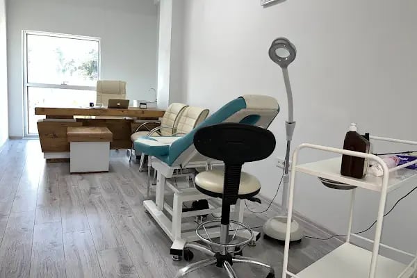 Op.Dr.Orhan BİNİCİER ESTETİK ve PLASTİK CERRAHİSİ - Resim 12