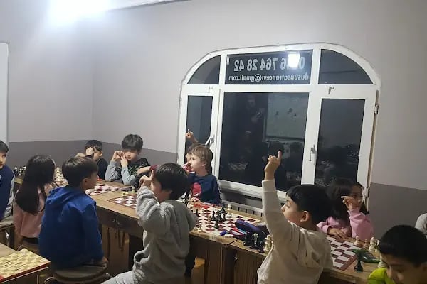 Düşün Satranç Evi - Resim 2