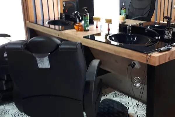 ERHANİSMAİL_BARBERSHOP - Resim 3