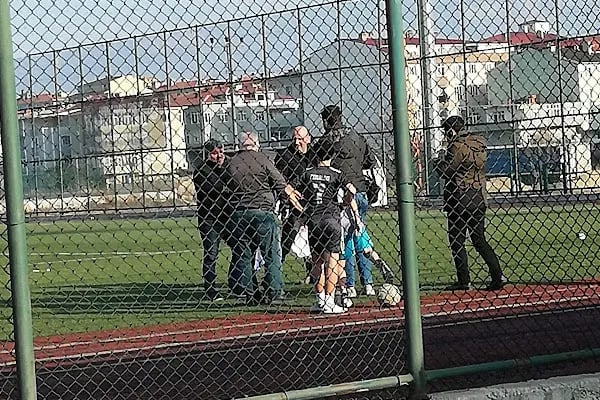 Kapaklı Stadı - Resim 9