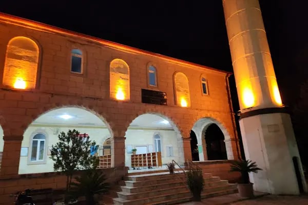 Hacı Ramazan Arslan Cami - Resim 4