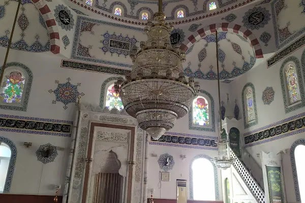 Hacı Ramazan Arslan Cami - Resim 2