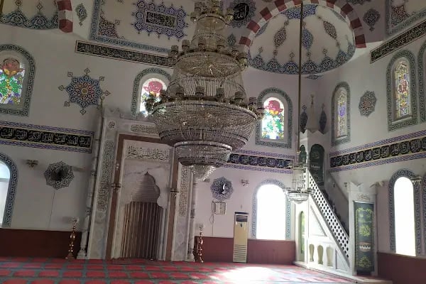 Hacı Ramazan Arslan Cami - Resim 15