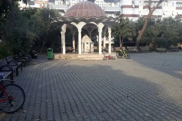 Emine Özmüftüoğlu Cami - Resim 9