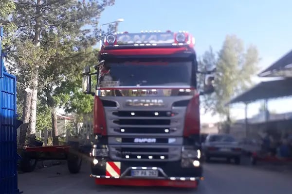 Elmalı Sanayi Sitesi - Resim 9