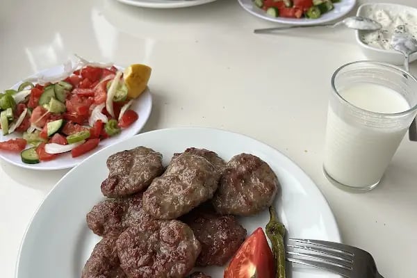 Mahmut İnegöl Köfte - Resim 8