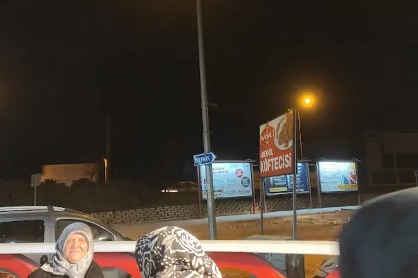 Mahmut İnegöl Köfte - Resim 12