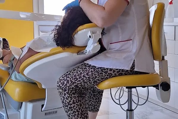 Diş Hekimi Derya Güncan, Bodrum Smile Center - Resim 7