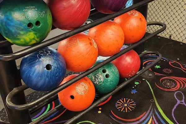 Trio Bowling & Game World - Resim 7