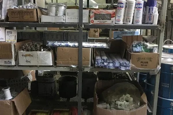 Gürkan Özen Oto Boya ve Hırdavat - Resim 19