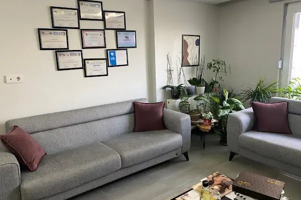 Op. Dr. Mehmet Vural Göz VE Estetik Kliniği - Resim 6