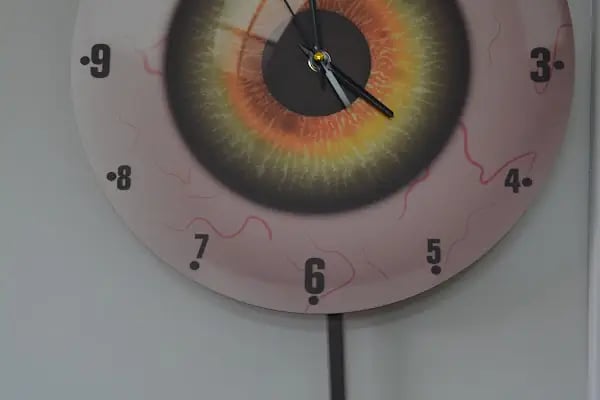 Op. Dr. Mehmet Vural Göz VE Estetik Kliniği - Resim 5