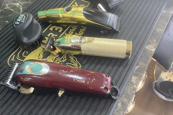 HK Barber's - Resim 17