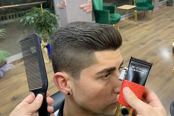 HK Barber's - Resim 15