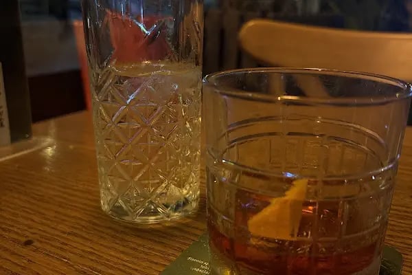 Hol Pub - Resim 4