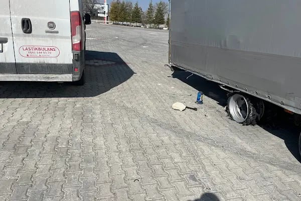 Selçuklu 24 Saat Açık Lastikçi - Konya - Resim 7
