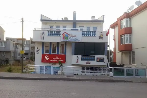 Küçük İmzalar Kreş ve Anaokulu - Resim 12