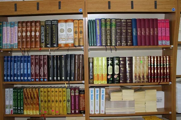 Çamlıca Kitap Kırtasiye - Adapazarı Şubesi - Resim 9