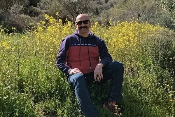 Konservatuara hazırlık kursu,oyunculuk ve diksiyon eğitimi verilir. - Resim 6