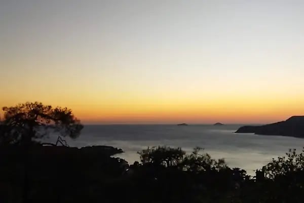 Konservatuara hazırlık kursu,oyunculuk ve diksiyon eğitimi verilir. - Resim 3