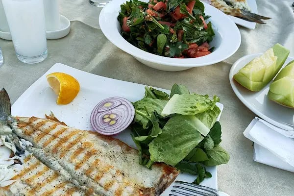 Koyu Mavi Balık Restaurant - Resim 8