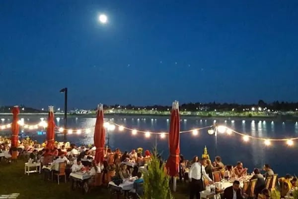 Koyu Mavi Balık Restaurant - Resim 5