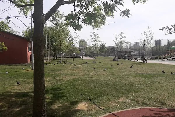 Ataşehir Belediyesi 80. Yıl Cumhuriyet Parkı - Resim 2